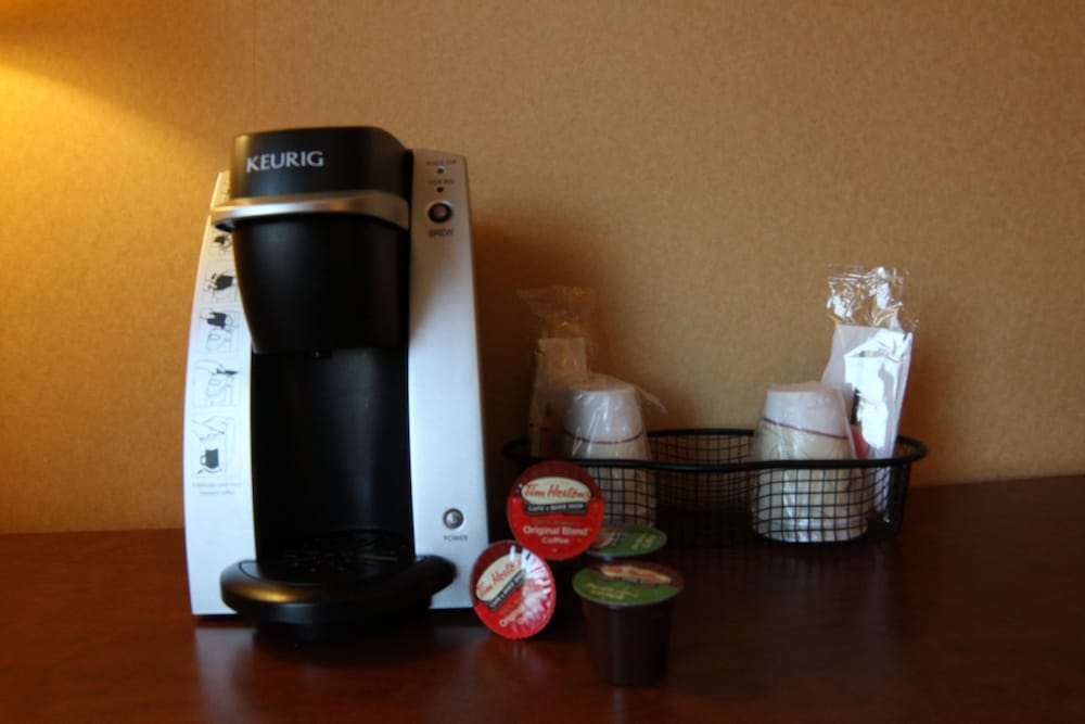 C Mon Inn Hotel Suites 28/46