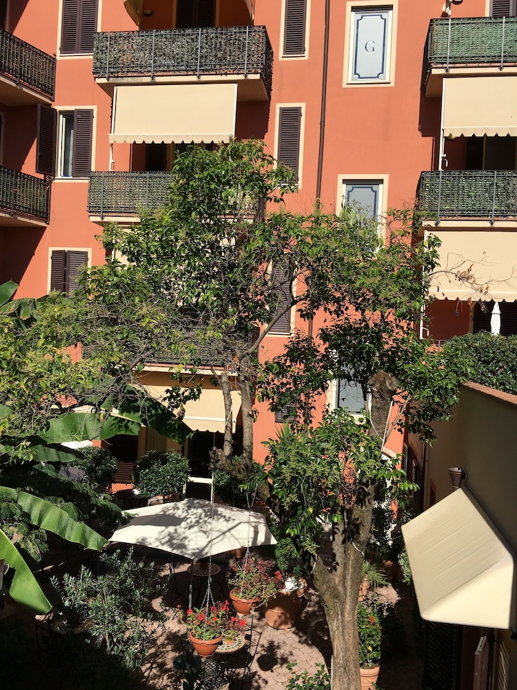 Residence Gloria 25/28