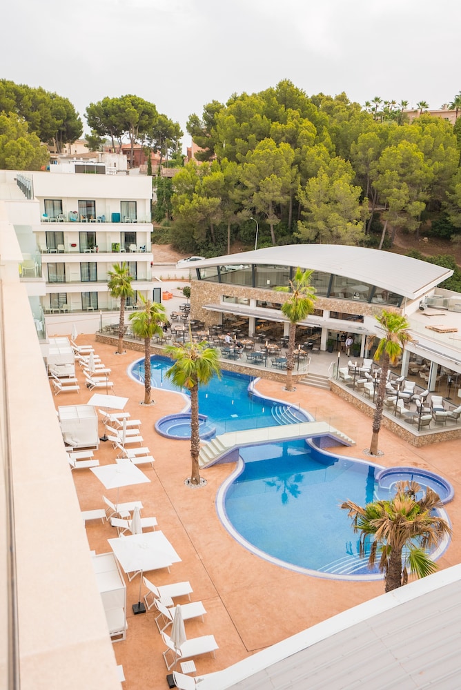 Morlans Suite Hotel Adults Only 46/51