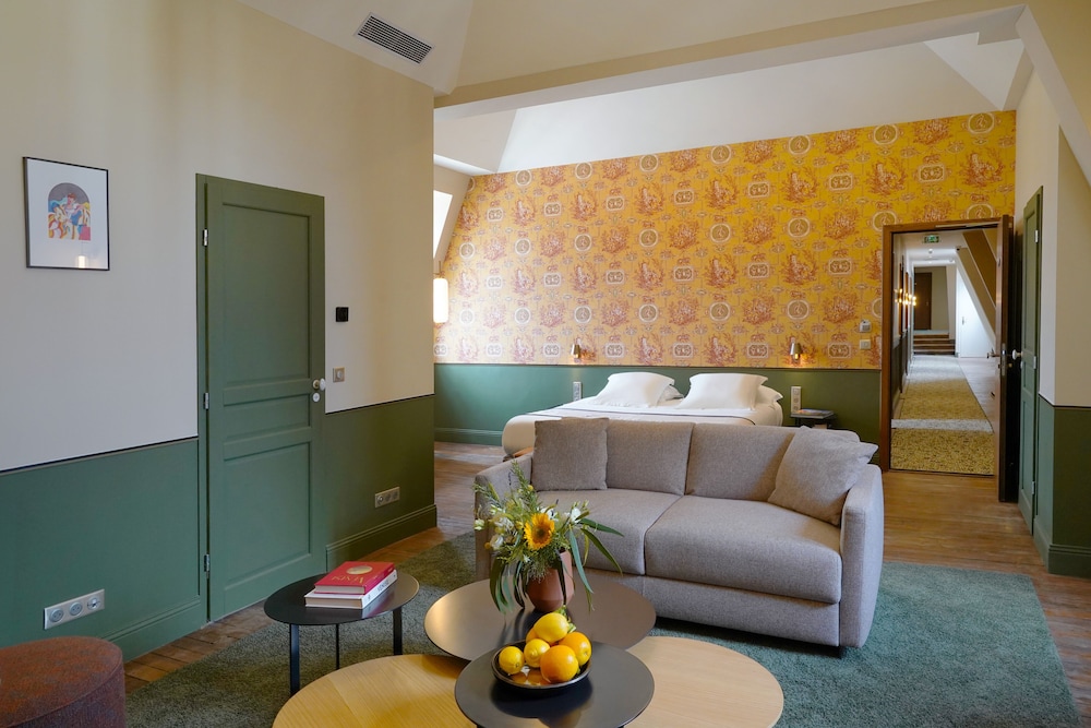 Hotel Des Prelats 35/50