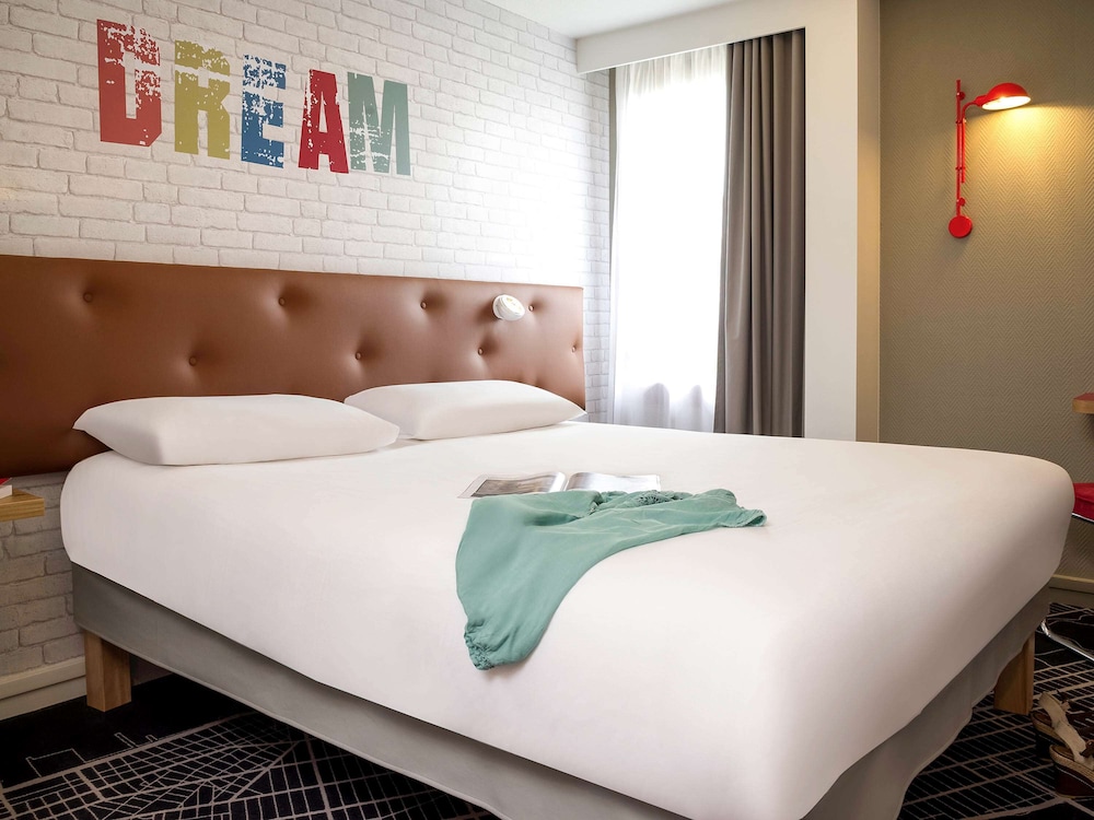 Ibis Styles Chartres 20/50