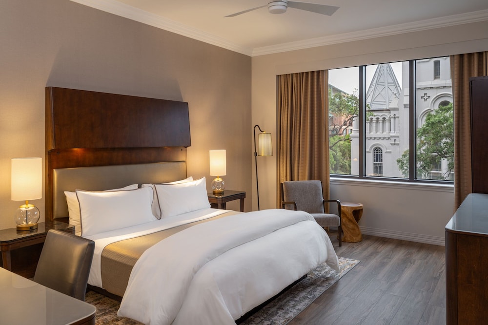 Traditional, King Bed