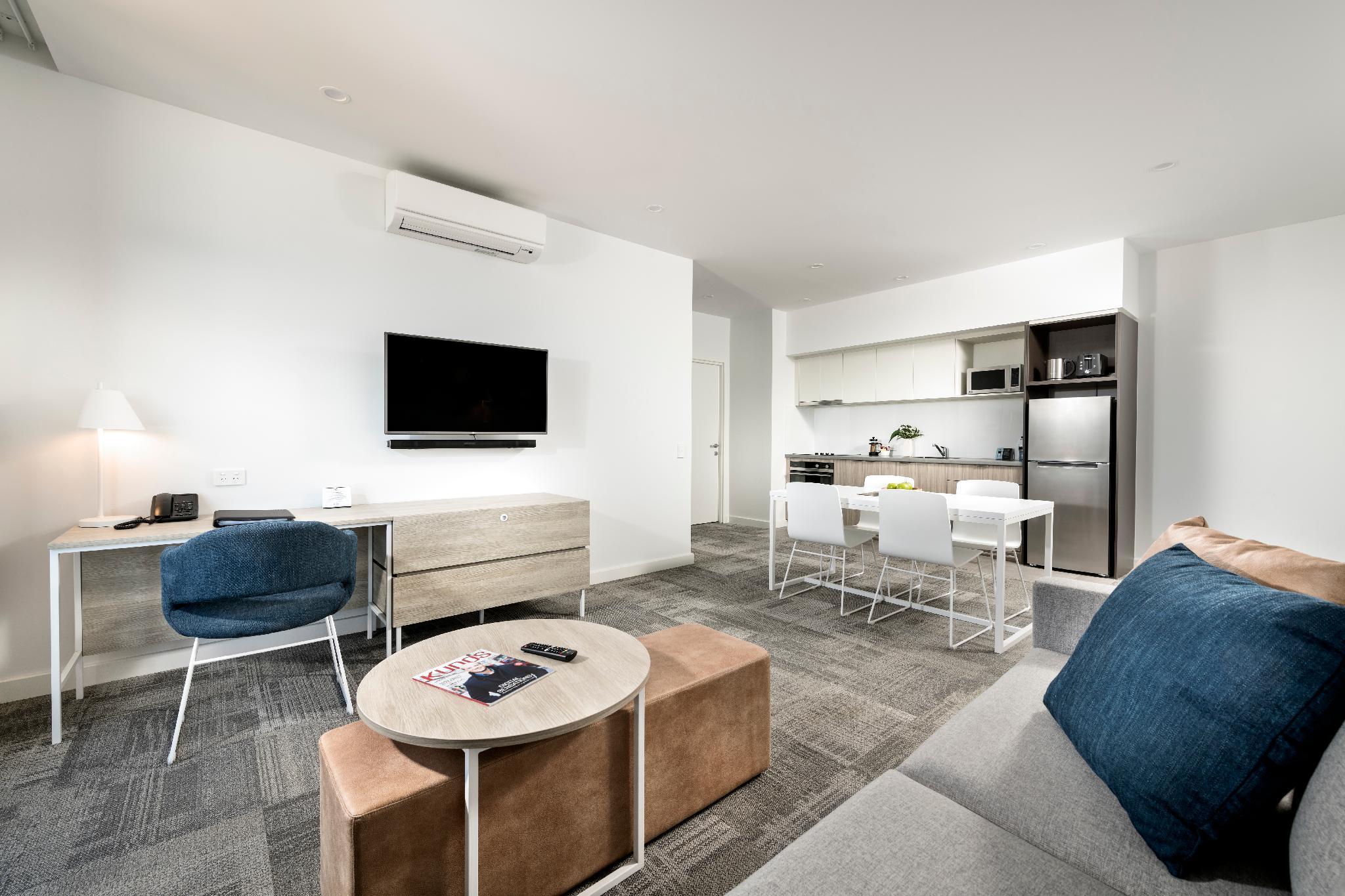 1 BEDROOM, APARTMENT