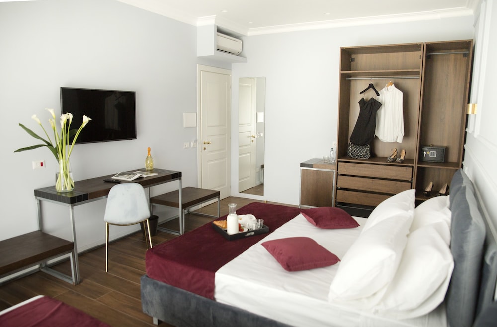 Unicum Roma Suites 9/50