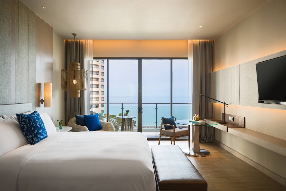 Renaissance Pattaya Resort Spa 26/74