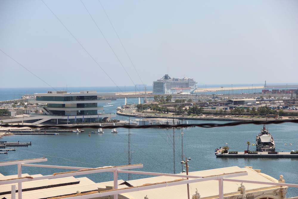 Sea You Hotel Port Valencia 44/75