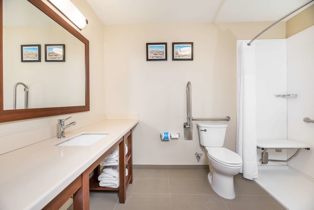 Comfort Inn Tonopah NV 10/36