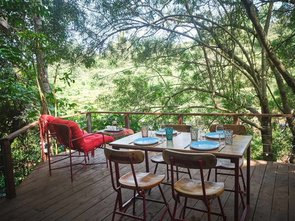 Villa Rock Stop Falls B & B 33/50