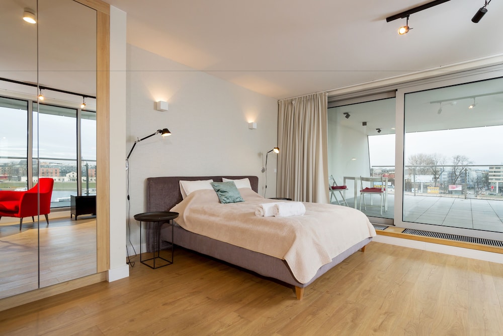 PANORAMIC, PENTHOUSE, RIVER VIEW, TERRACE