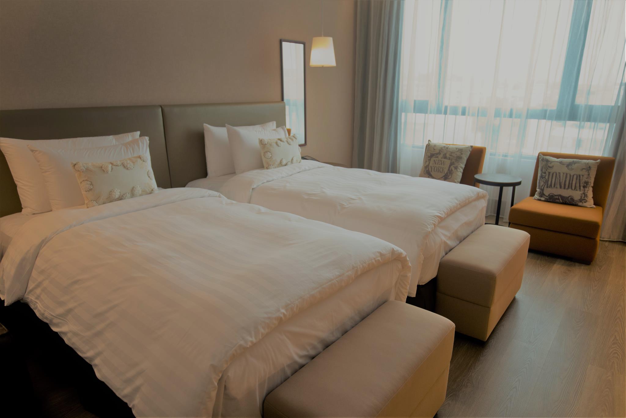 Elegant, Twin Beds