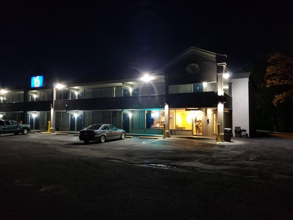 Motel6 Morgantown, WV 54/61