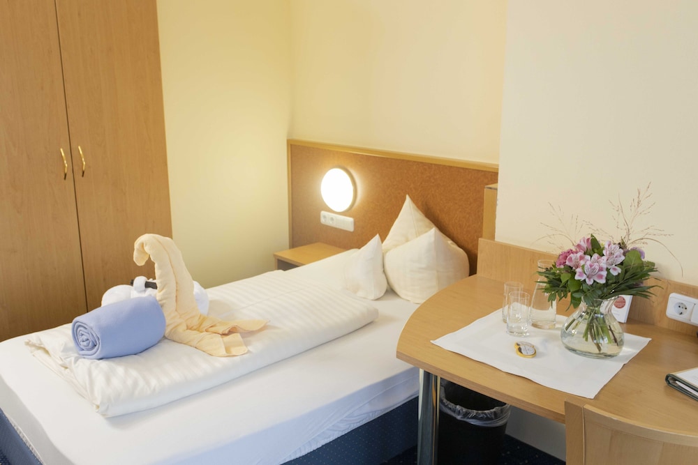 Hotel Schmelmer Hof 15/50