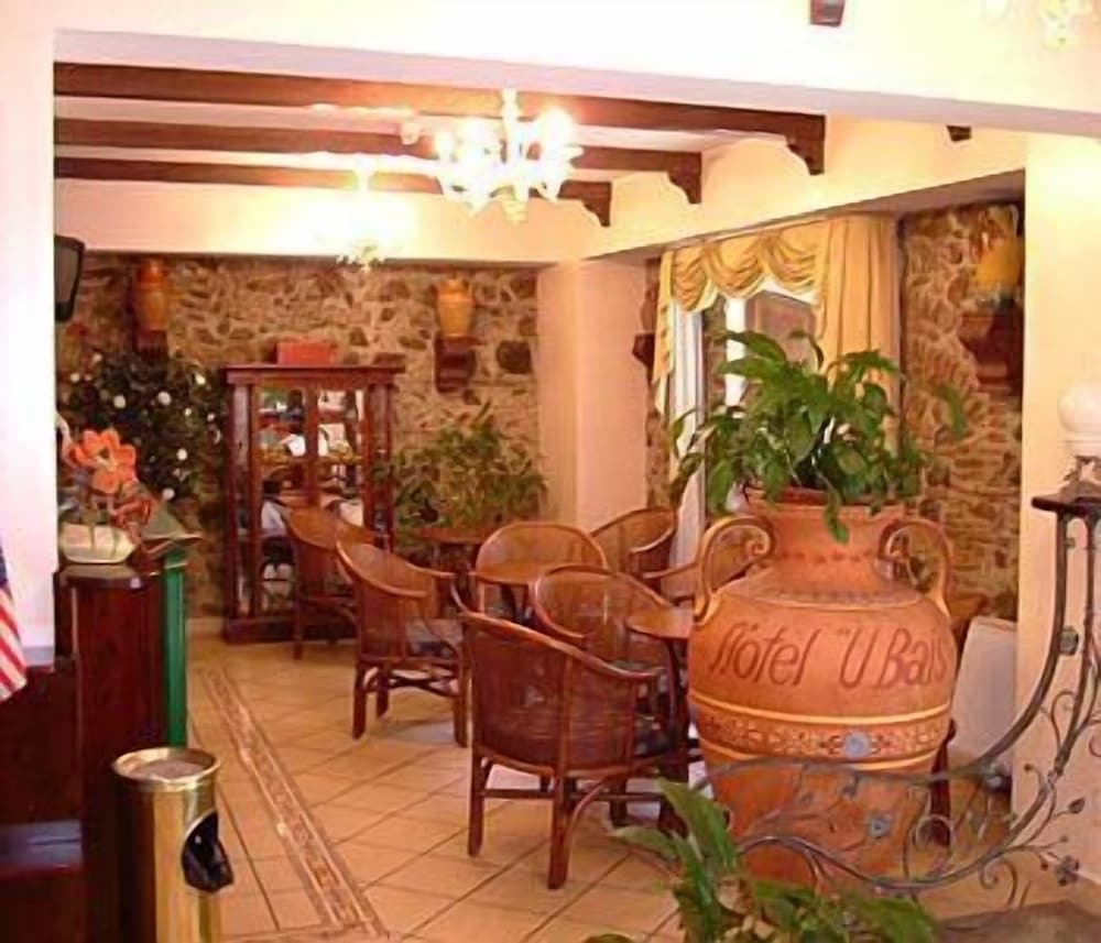 Hotel U Bais 31/36