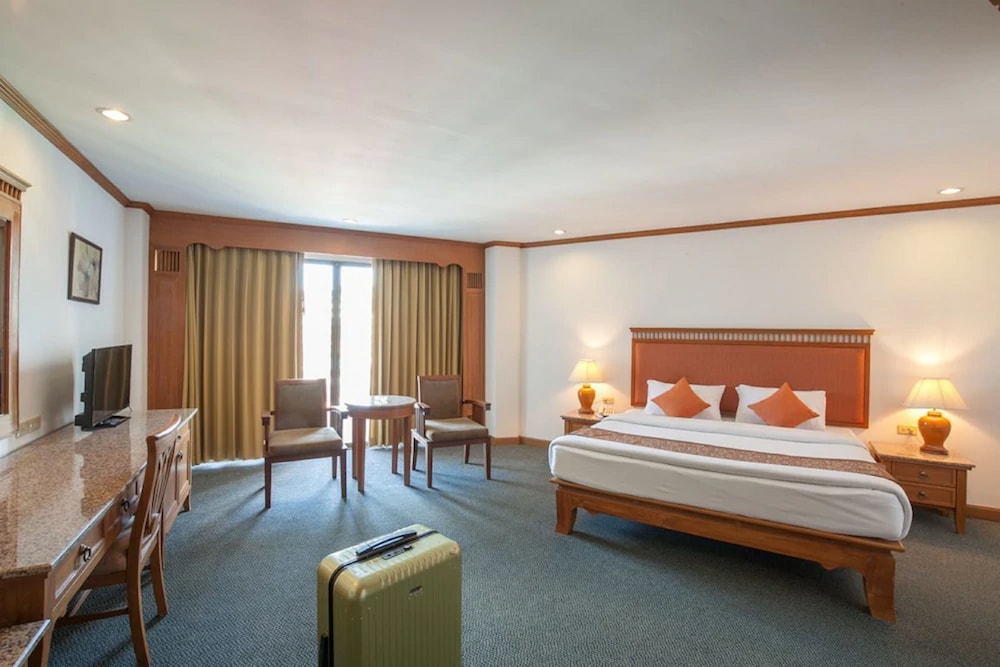 Royal Palace Hotel 32/66