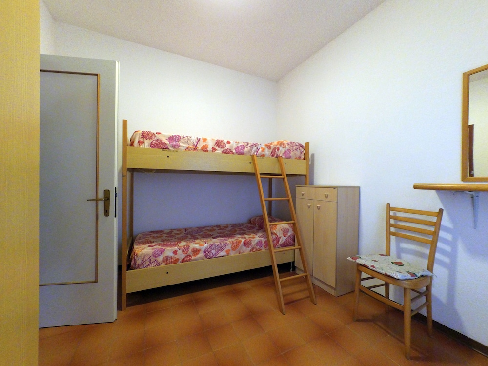 Alfa Apartments 4/23