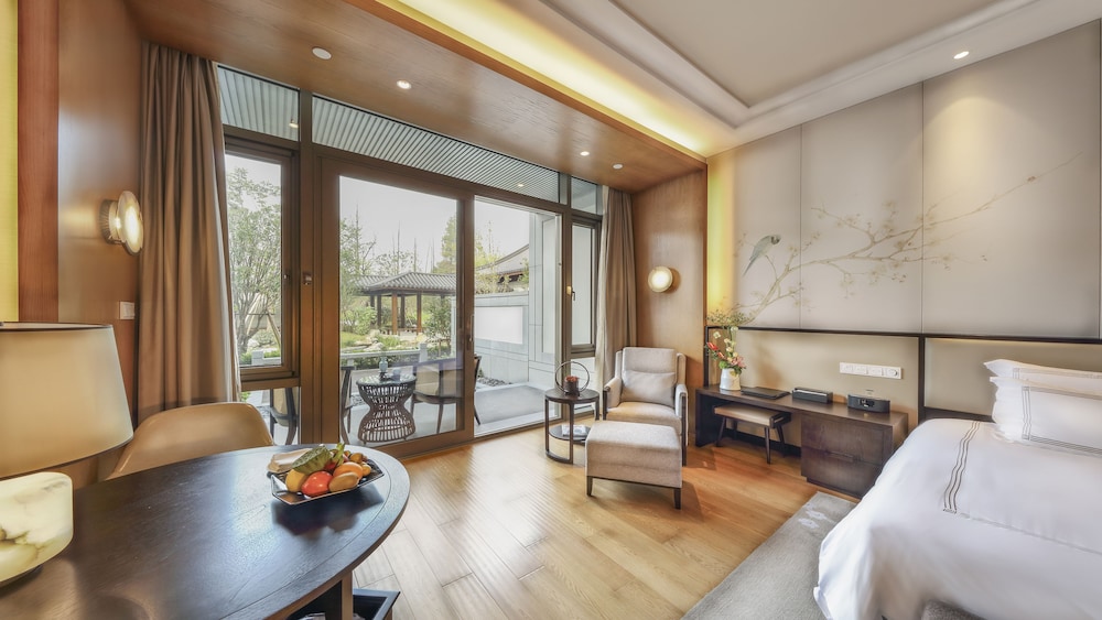 West Lake State Guest House 10/50