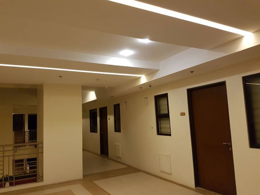 Outlook Ridge Residences N-206 2/50