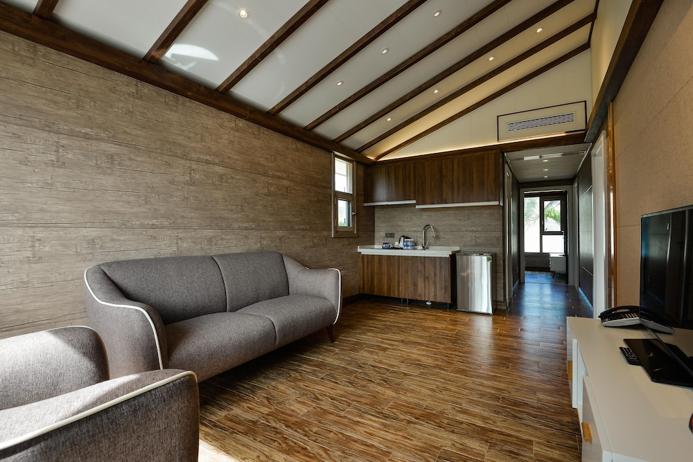 Lan Rung Phuoc Hai Resort And Spa 27/49