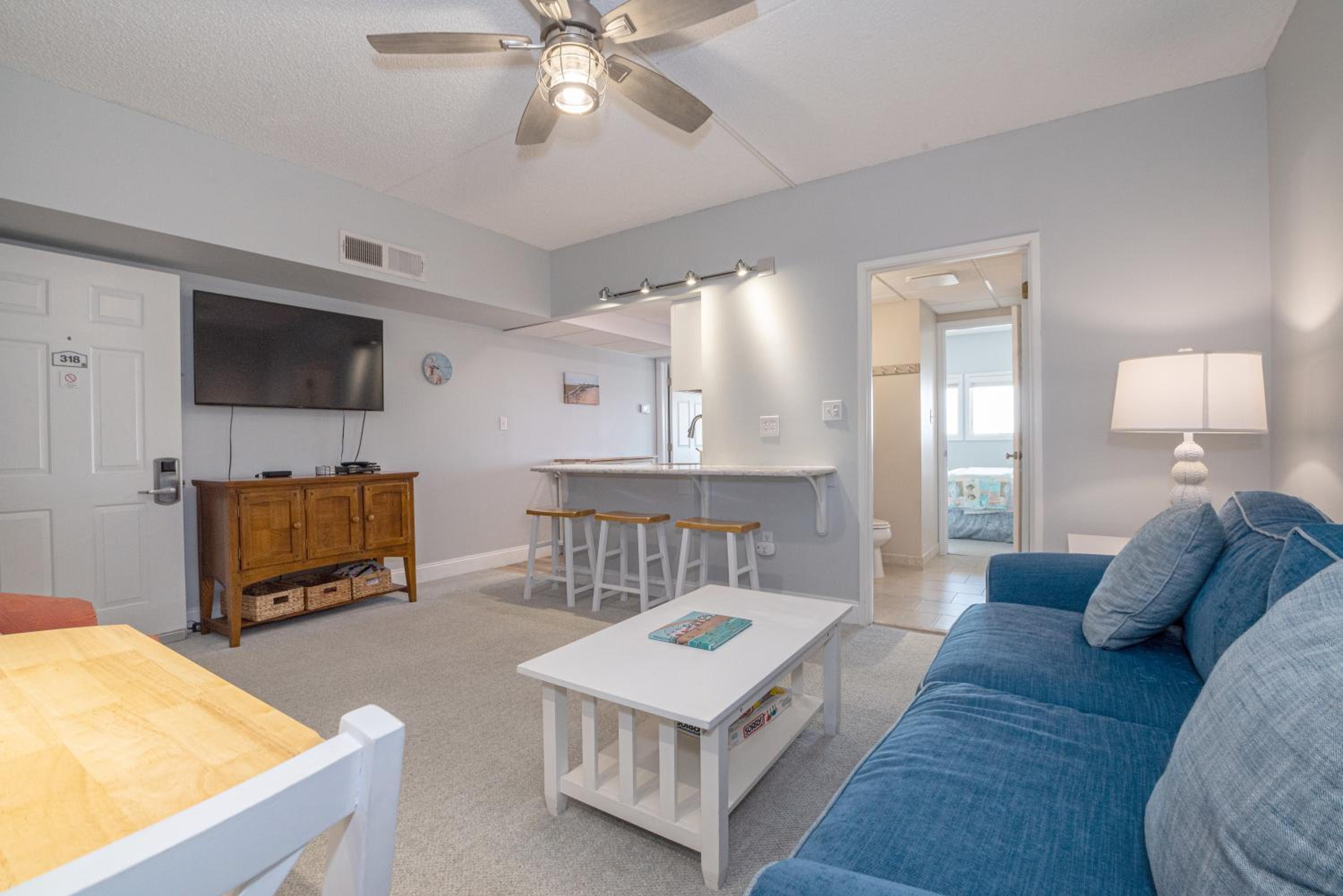 Biscayne Suites 30/49