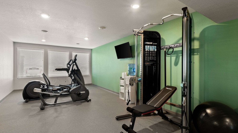 WoodSpring Suites Greeley 18/26