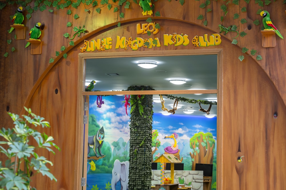 Leonardo Laura Beach and Splash Resort 11/51