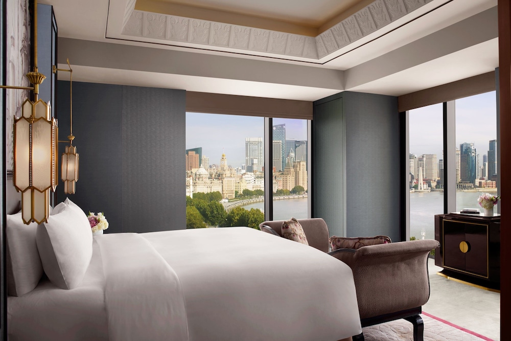 The St. Regis Shanghai on the Bund 13/50
