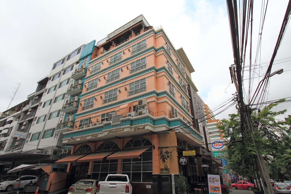 BOURBON ST BOUTIQUE HOTEL 2/35