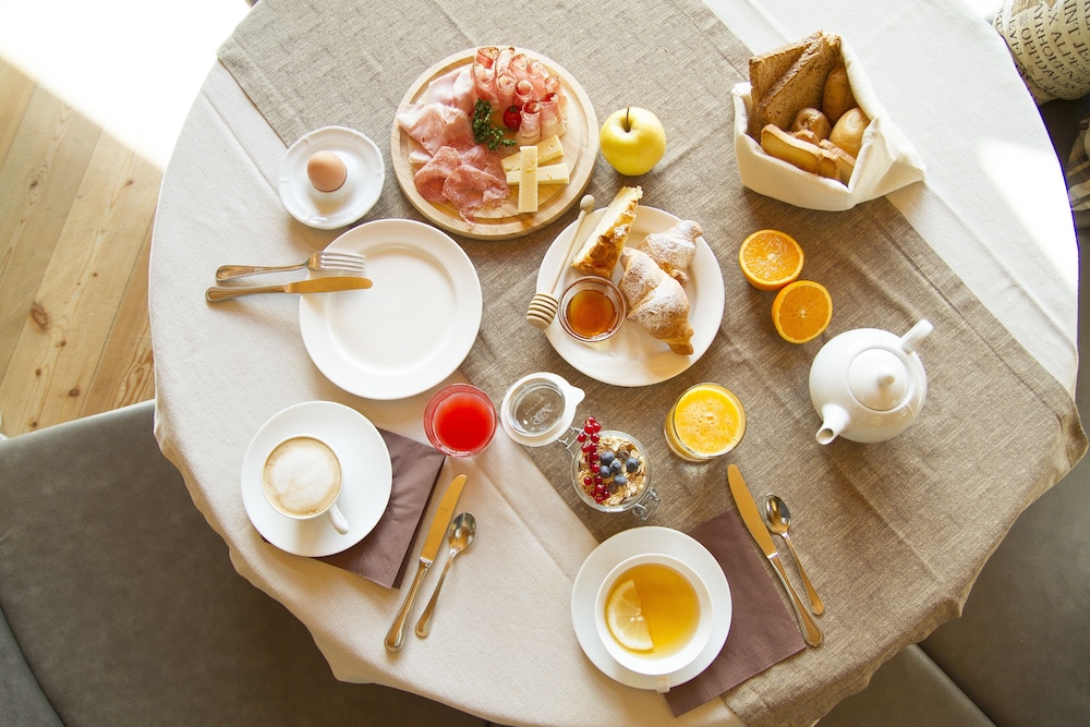 Hotel Miramonti 50/59