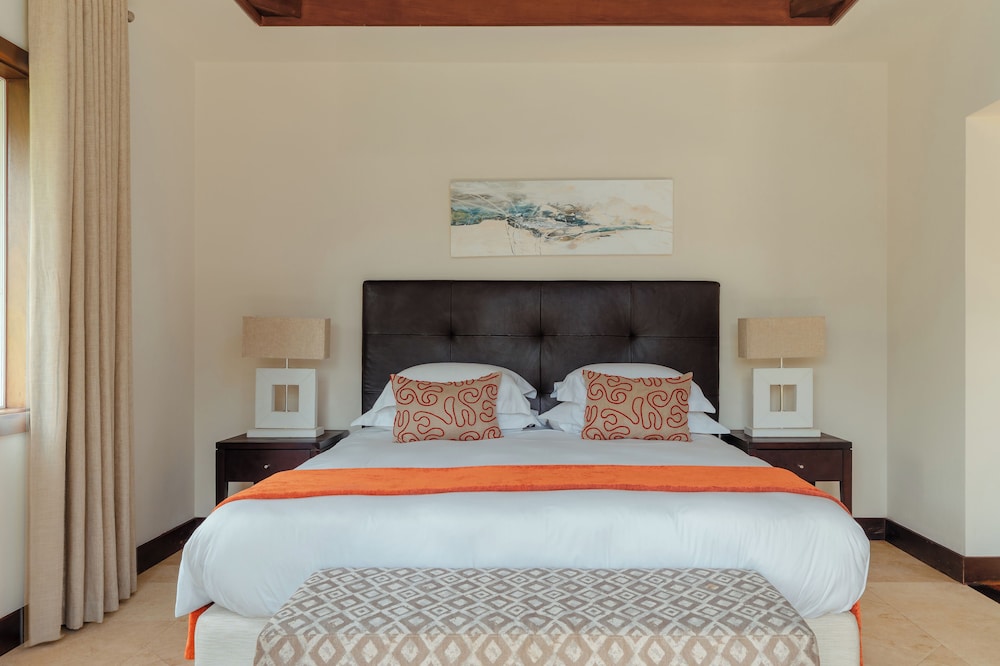 Heritage The Villas 26/82