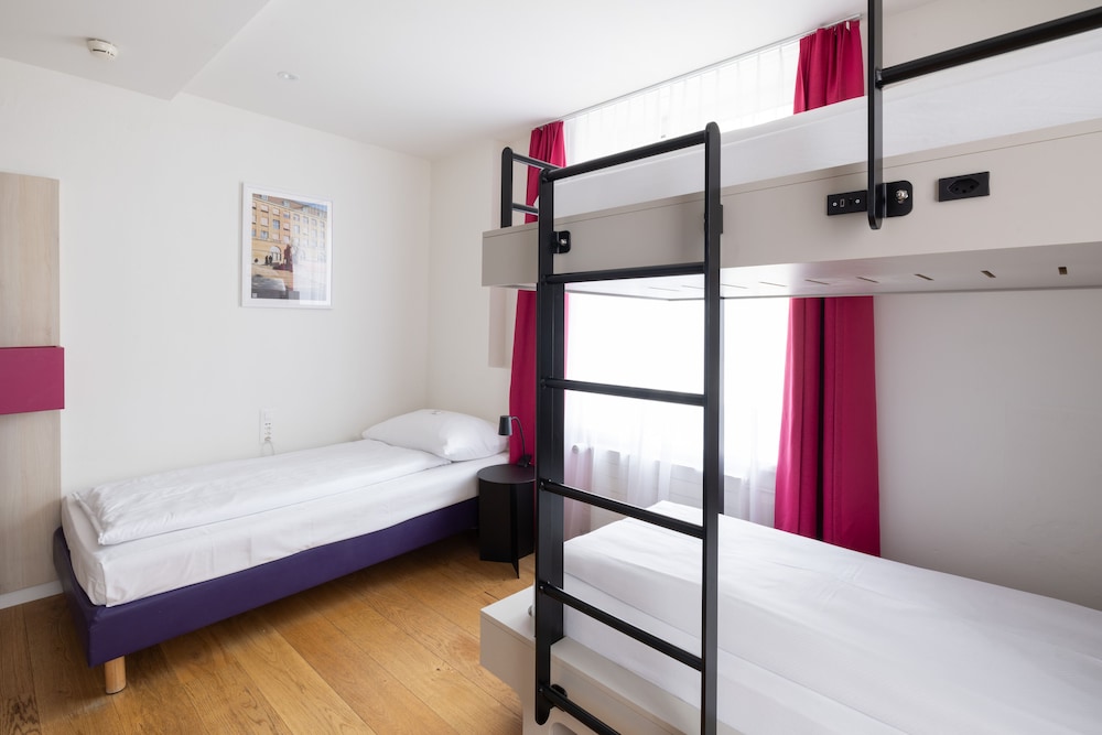 Fred Guest House Zurich Hauptbahnhof 7/50