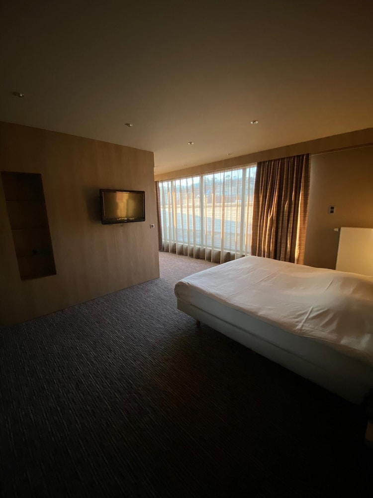 HOTEL BERO 4/45