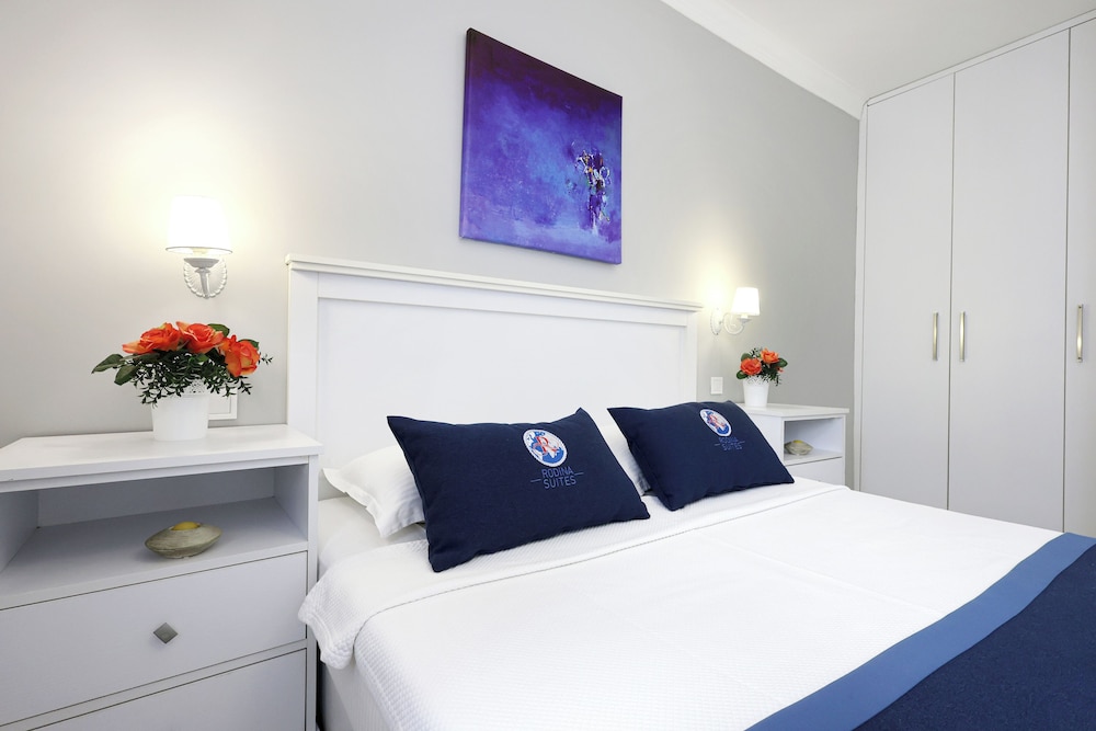 Rodina Suites 13/50