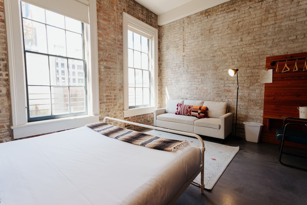 Catahoula Hotel 16/50