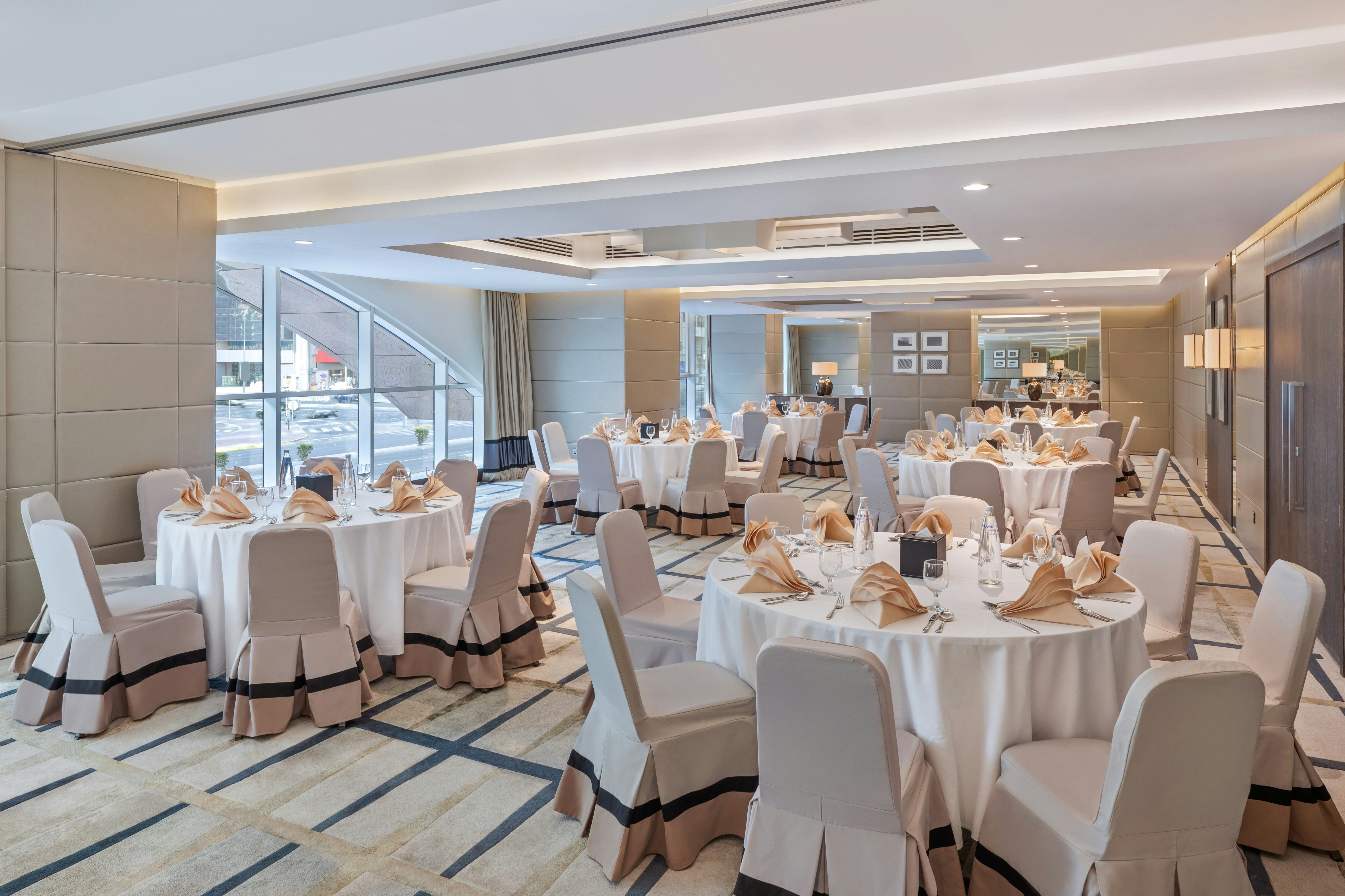 Al Maha Arjaan By Rotana 60/76