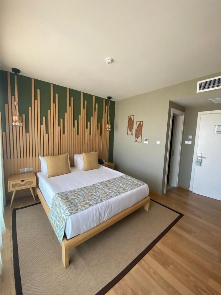 LA TERRAZZA HOTEL 18/60