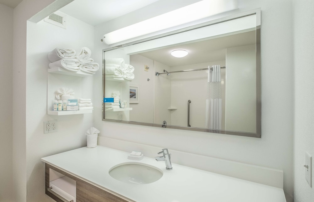 Hampton Inn Waterville 23/55