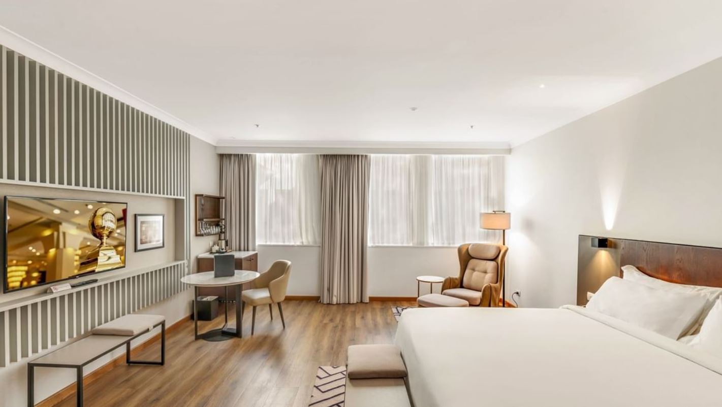 Premium, King Bed