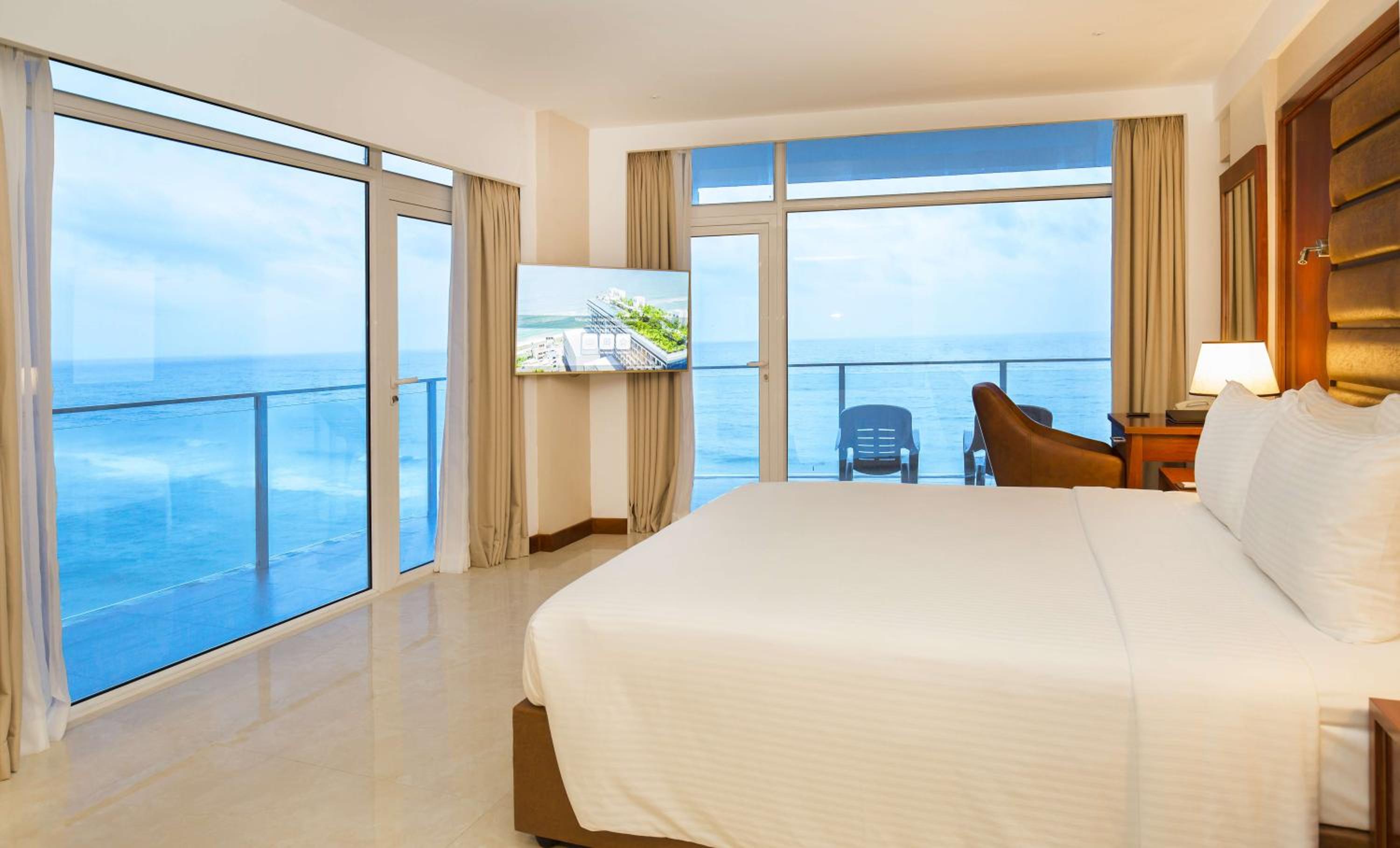 Signature, Panorama, King Bed