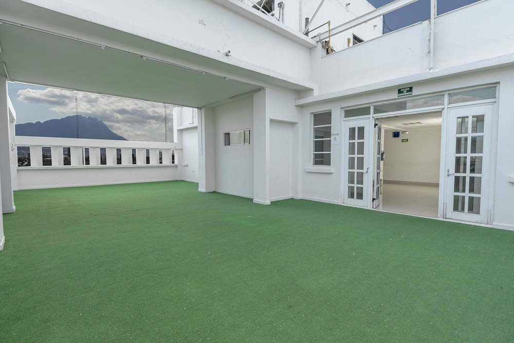 Hotel Plaza Del Arco Express 57/65