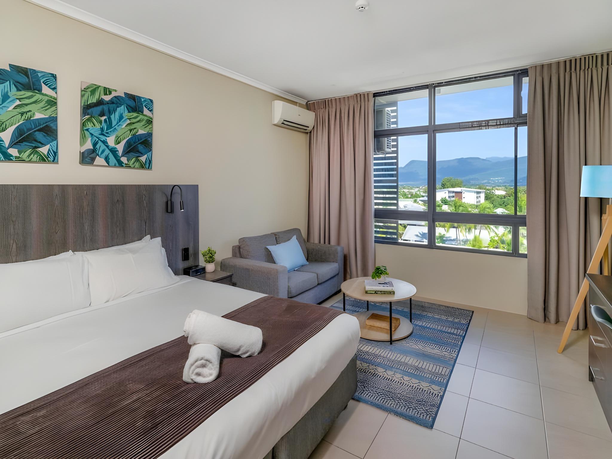 Split, Apartment, King Bed, Mountain View, Balcony