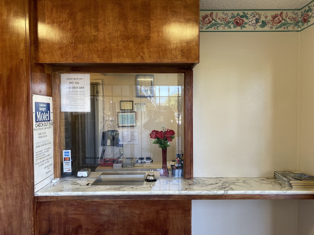 Studio6 Hemet, CA 39/51