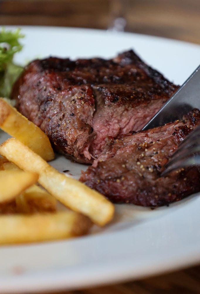 The Porterhouse Grill & Rooms 25/50