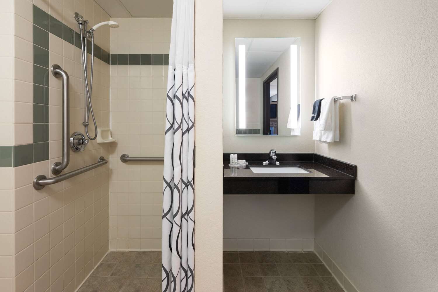 Americinn By Wyndham Wabasha 30/30