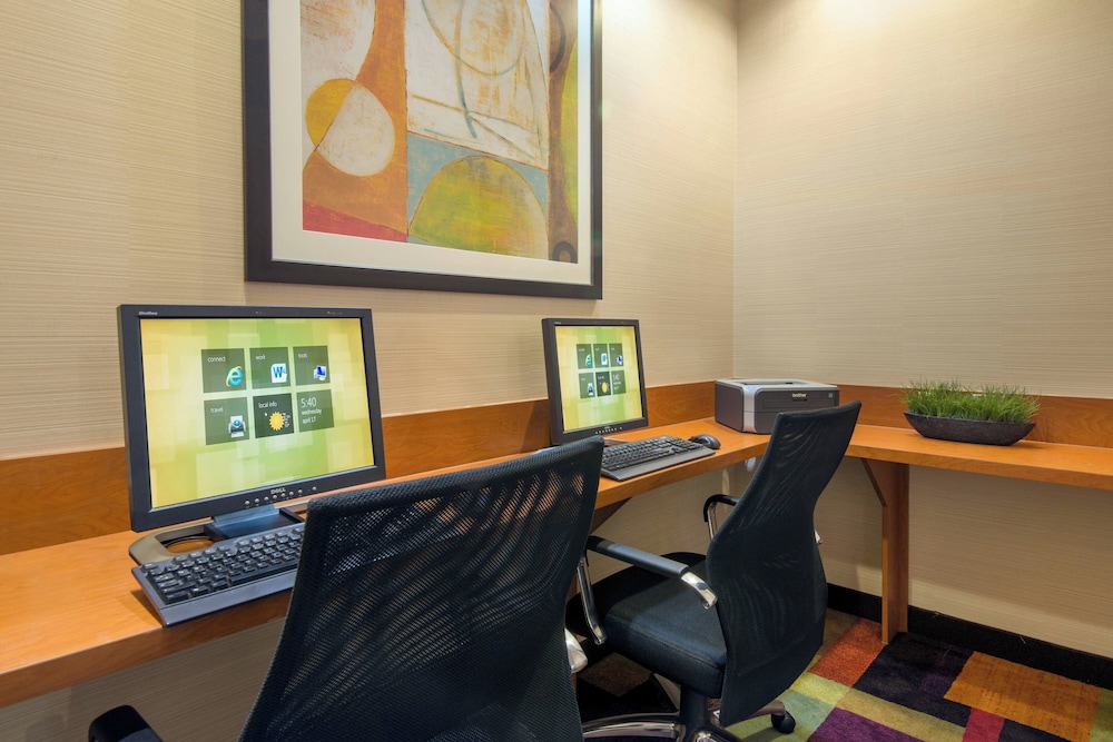 Fairfield Inn Sacramento Cal Expo 37/50