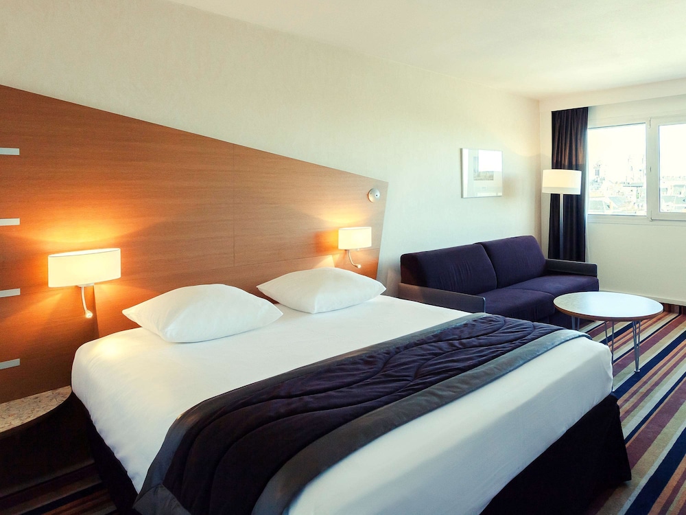 MERCURE ORLEANS CENTRE 6/62