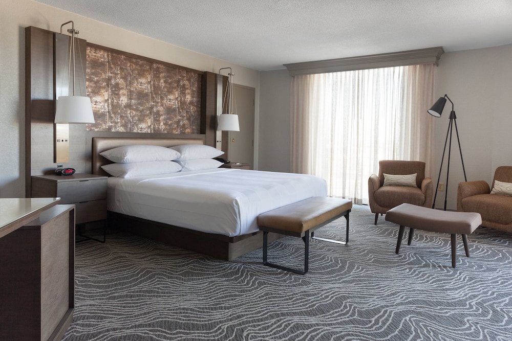 Orlando Airport Marriott Lakeside 16/58