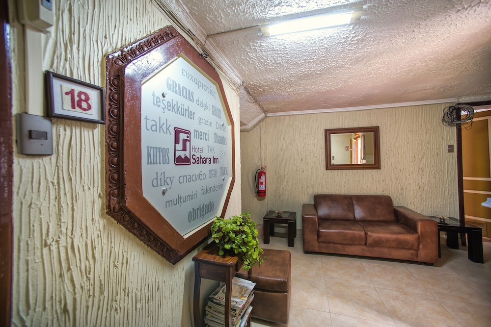 Hotel Sahara Inn 22/37