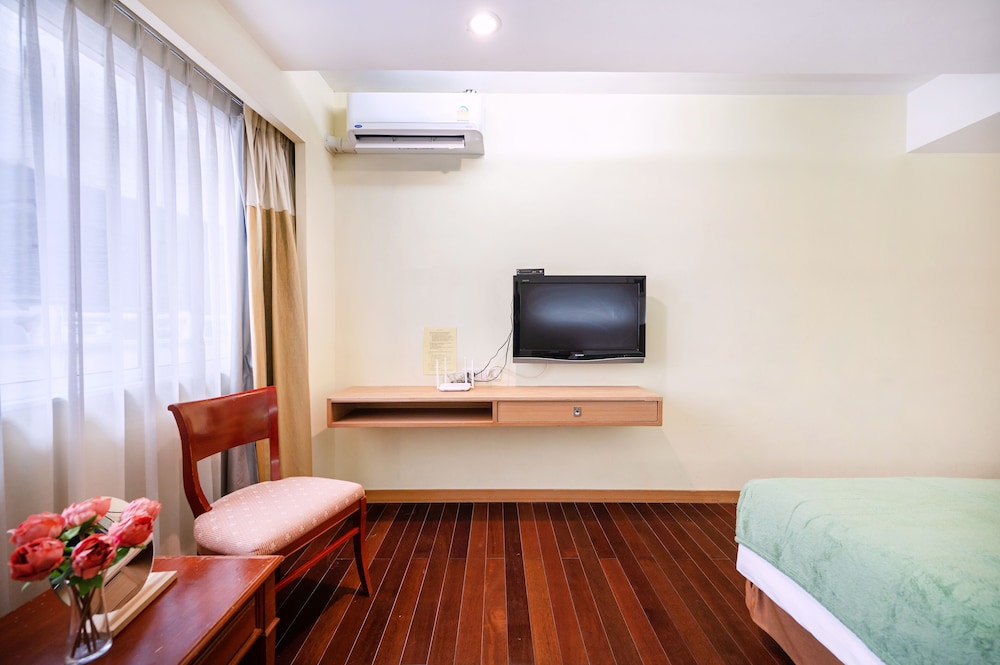 P2 BOUTIQUE HOTEL 56/78