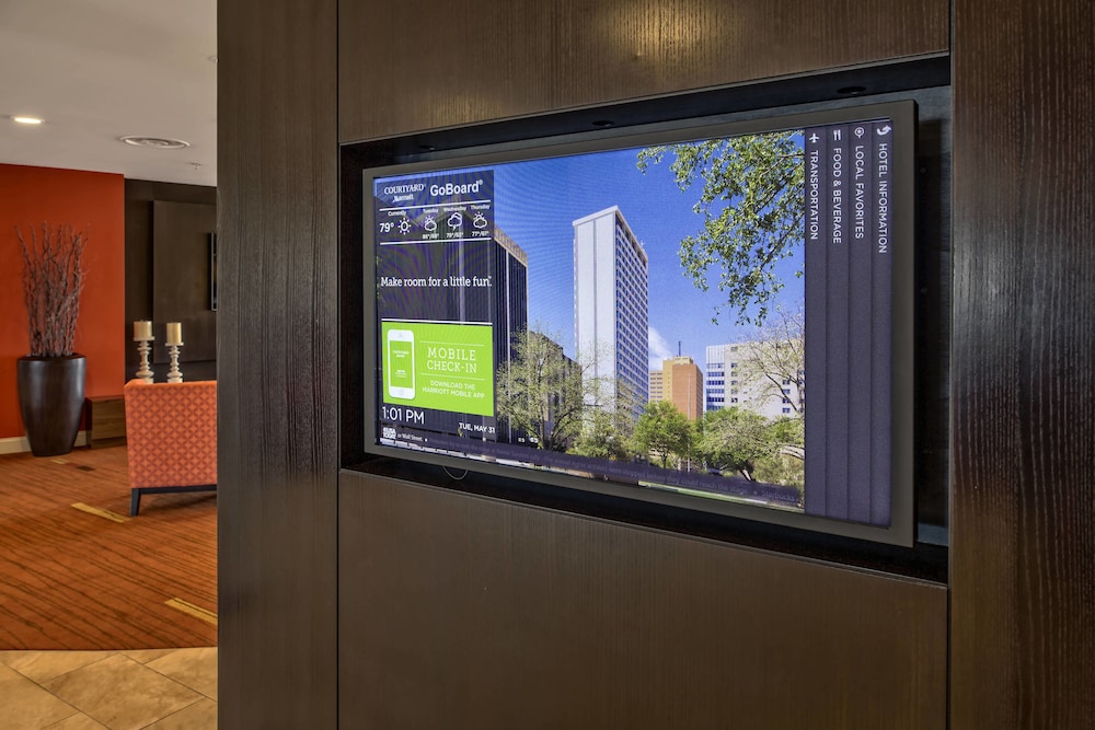 Courtyard By Marriott Midland 11/51