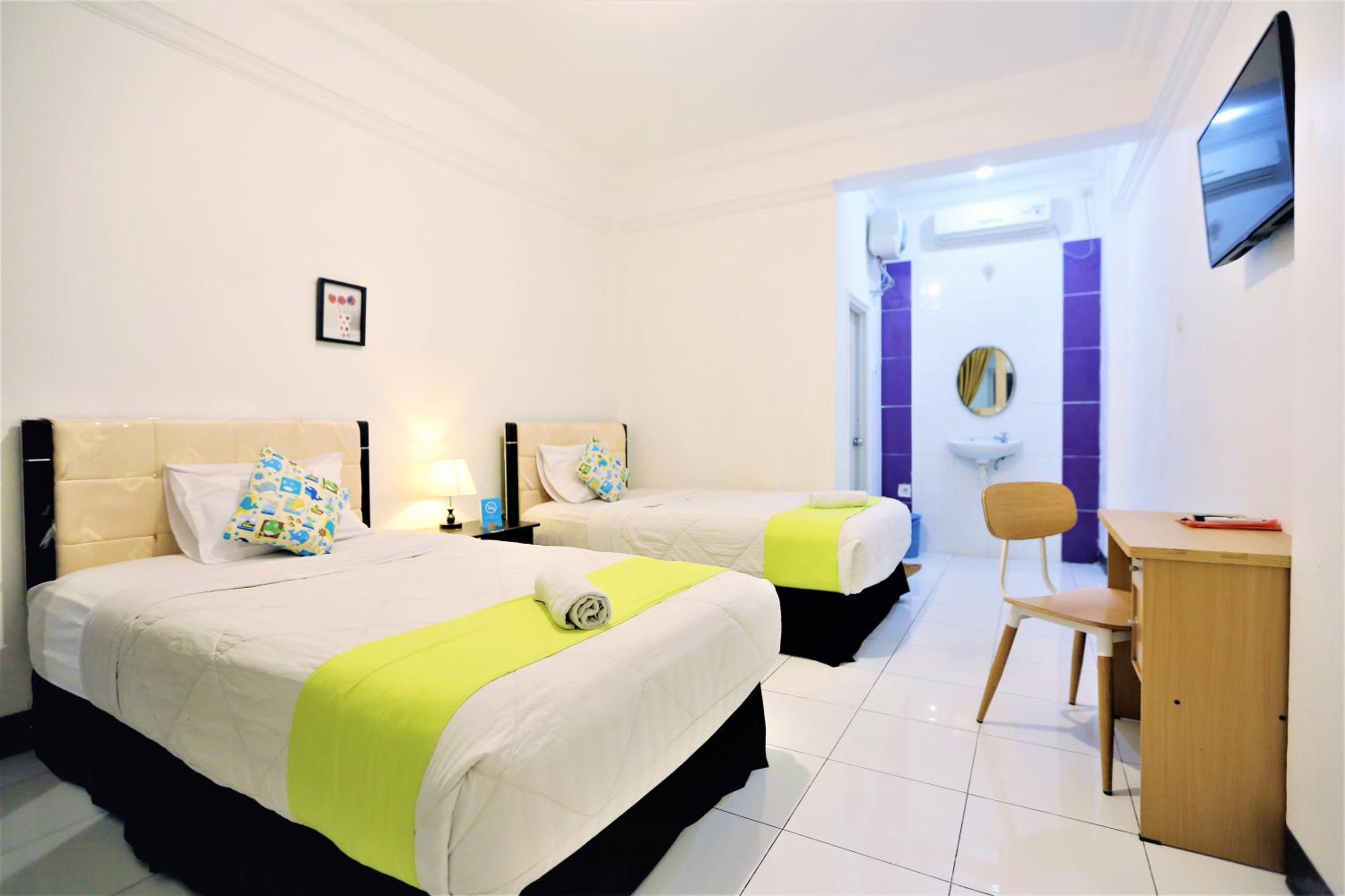 Gading Guest House 16/36